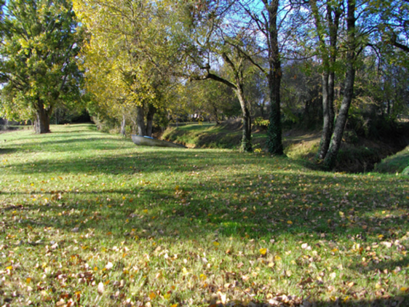 Aire camping-cars- Domaine du Seudre