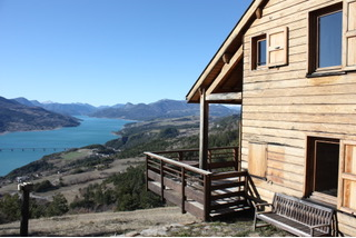 Huis met uitzicht op het meer