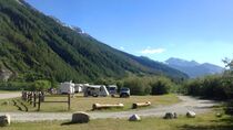 Camping de L'Illaz à Bessans en été