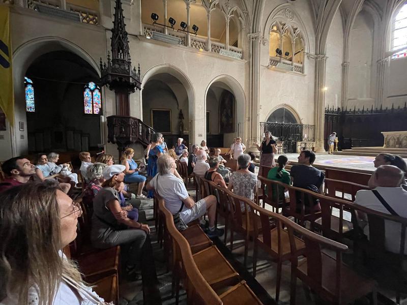 Balade guidée, chantée et contée Sous les voûtes montiliennes par Elodie Blanc_Montélimar