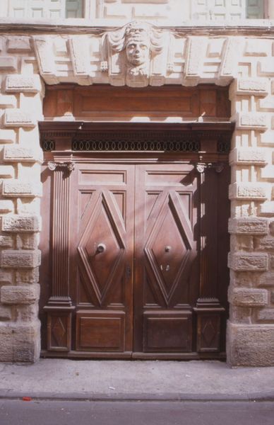 Hôtel Particulier de Roys de Lédignan