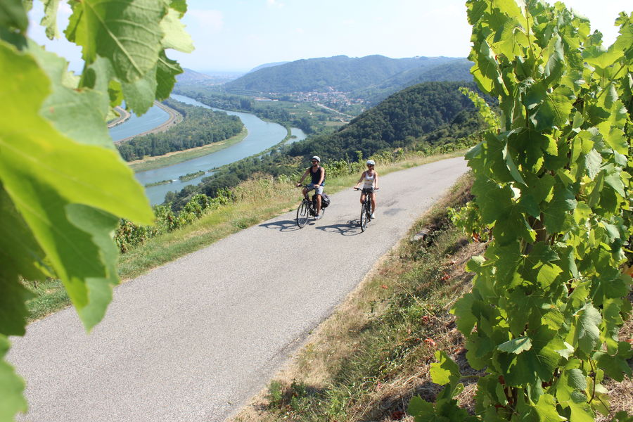 Circuit VAE : L'église de Vion