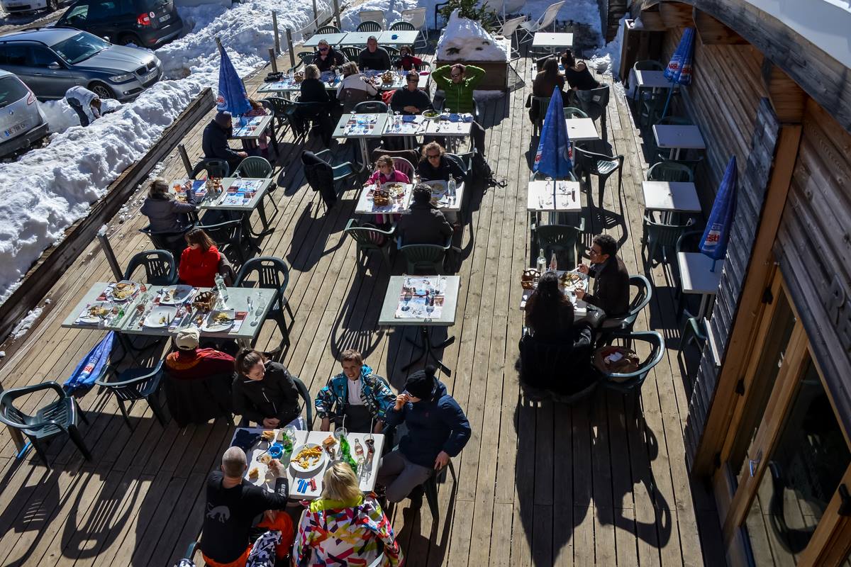 Photo view terrace restaurant la Bérangère Chamrousse