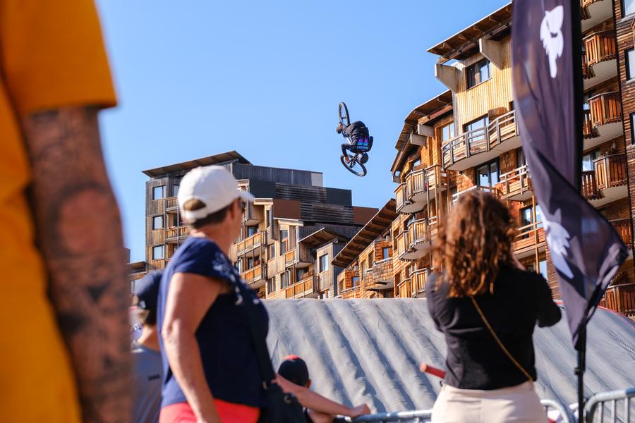 Avoriaz Street Lines_Avoriaz