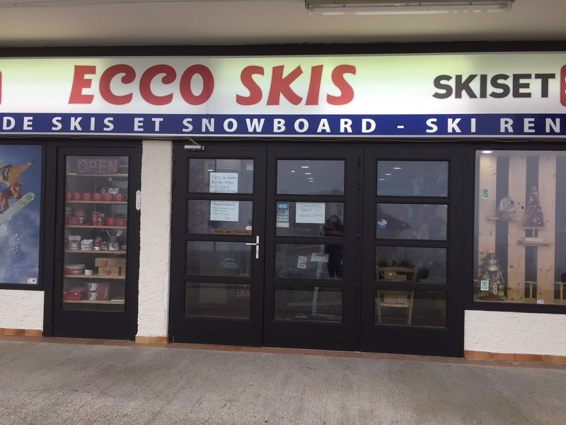 Eccoskis-skiset