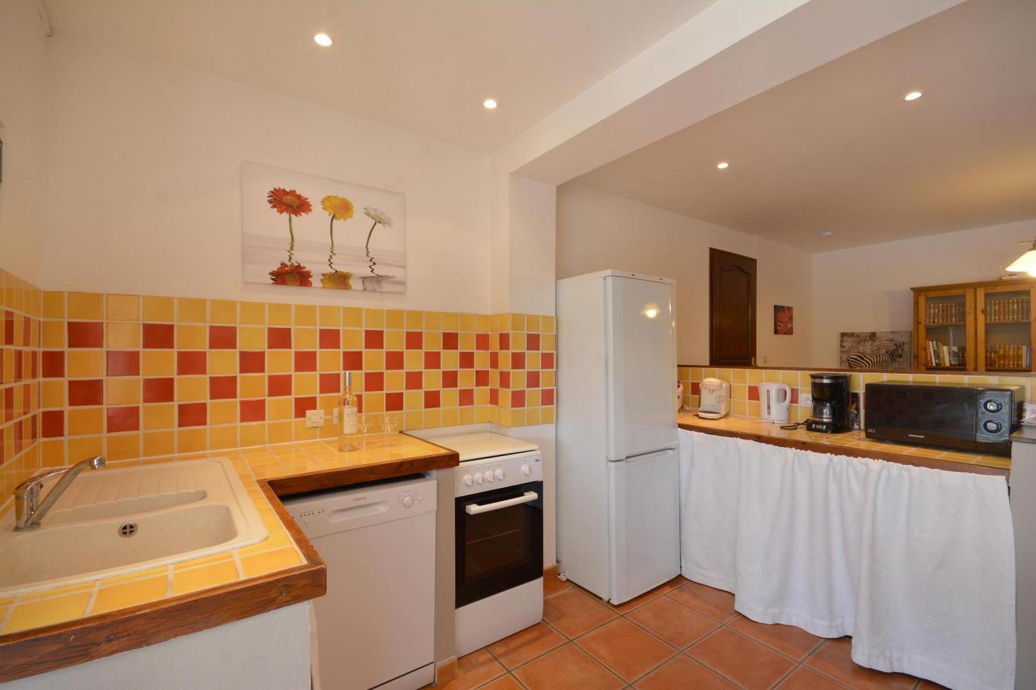 Maéva, Gardanne - photo 25