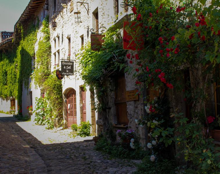 Pérouges