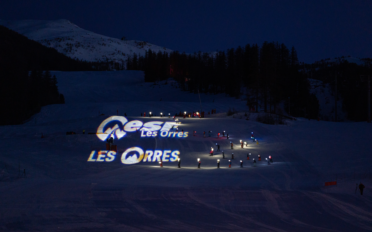 Nouvel an : ski show de l'ESF, descente aux flambeaux et grand feu d'artifice_Les Orres