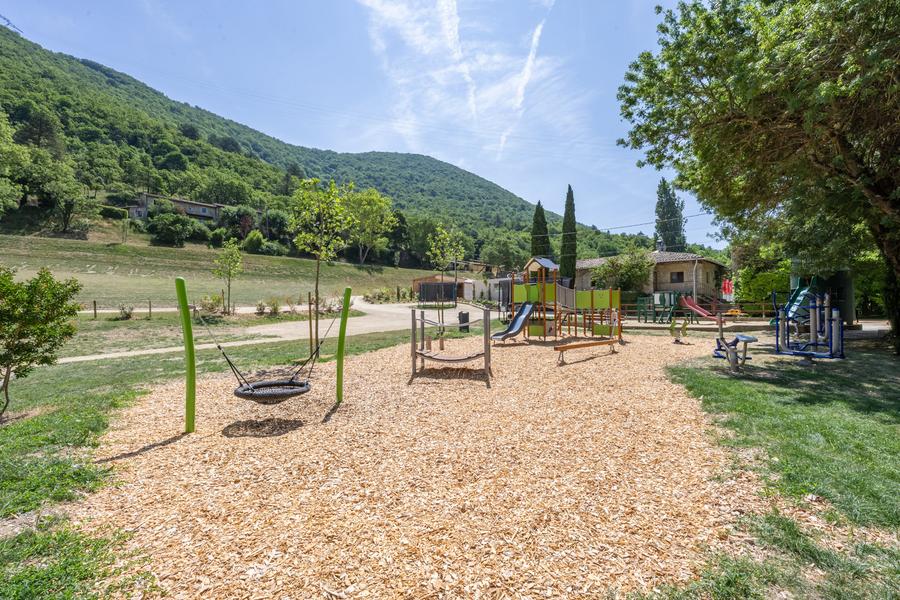 Aire de jeux enfants