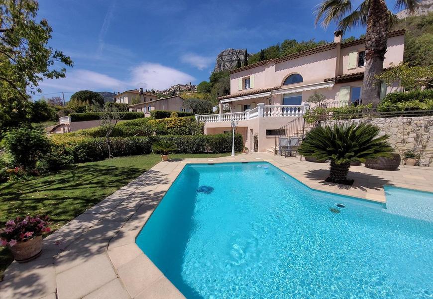 Piscine Gîte Macalinewa Gîtes de France Alpes-Maritimes Saint-Jeannet