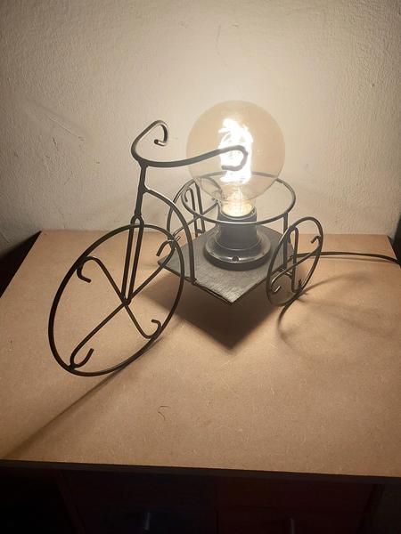 La Luciole et la Lampe_Sainte-Geneviève-des-Bois