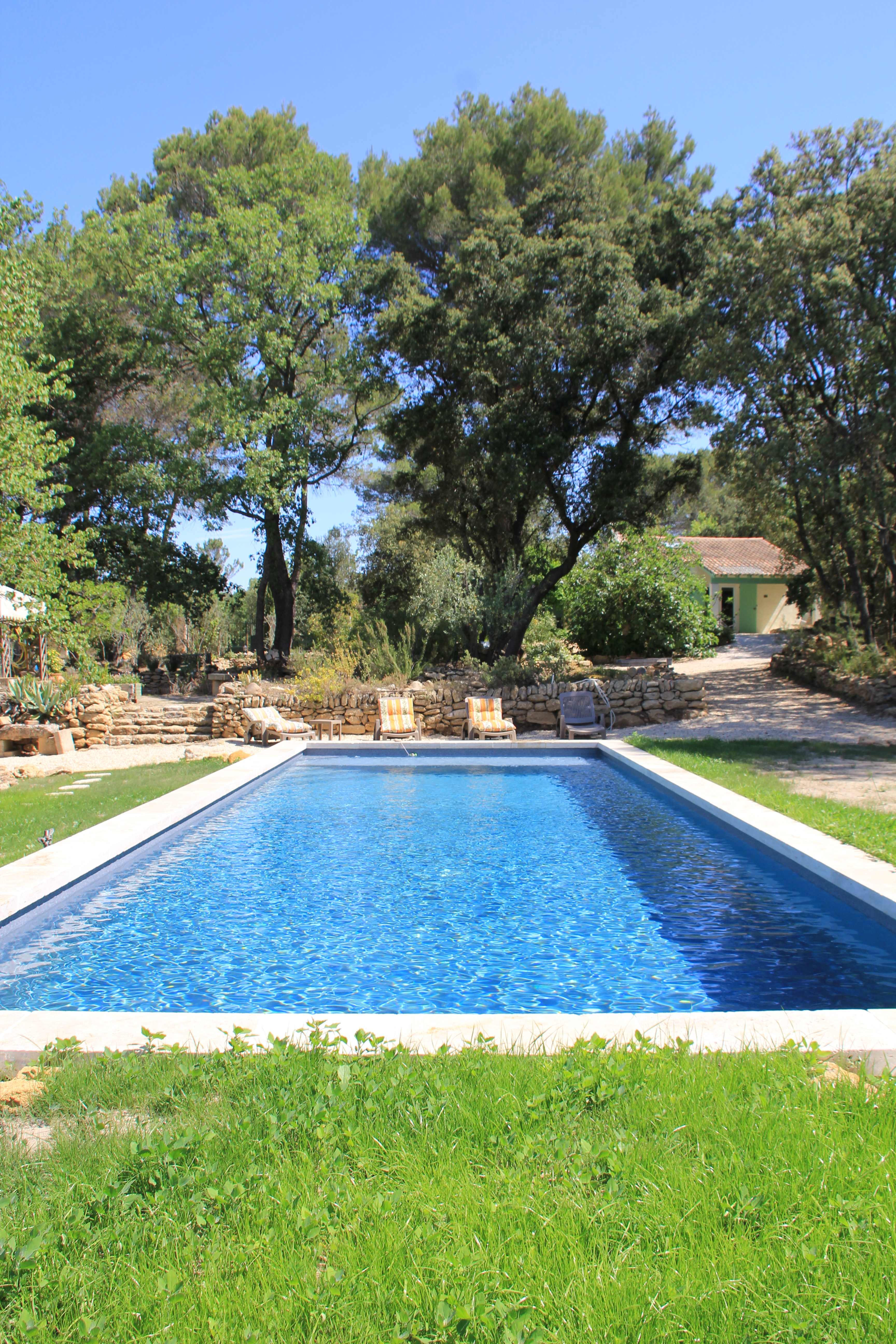 Au Mas de Laurisa, Rognes - photo 3