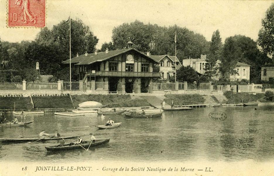 Garage de la Société Nautique de la Marne sur l'île Fanac 