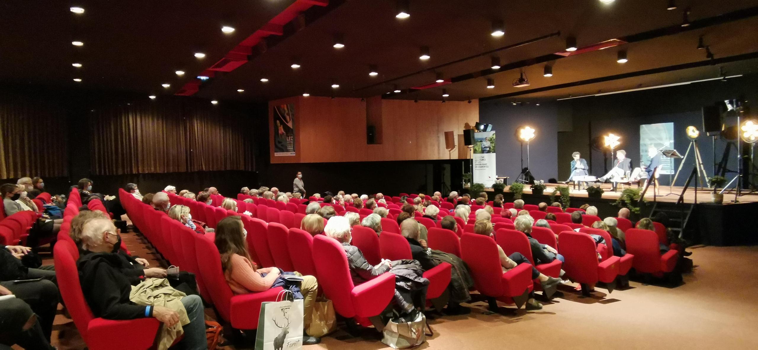 Centre des Congrès La Salamandre