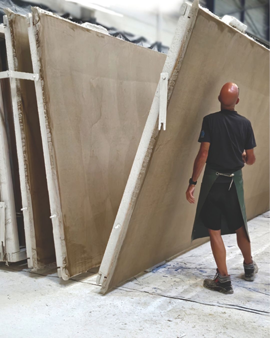 Visite de l'entreprise Master Toiles et initiation au montage d'une toile