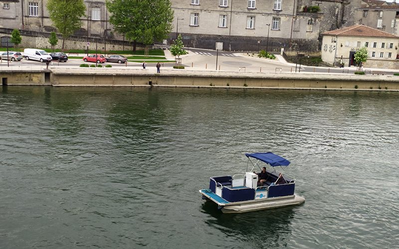 Location de bateau à la journée sans permis - Les Canalous