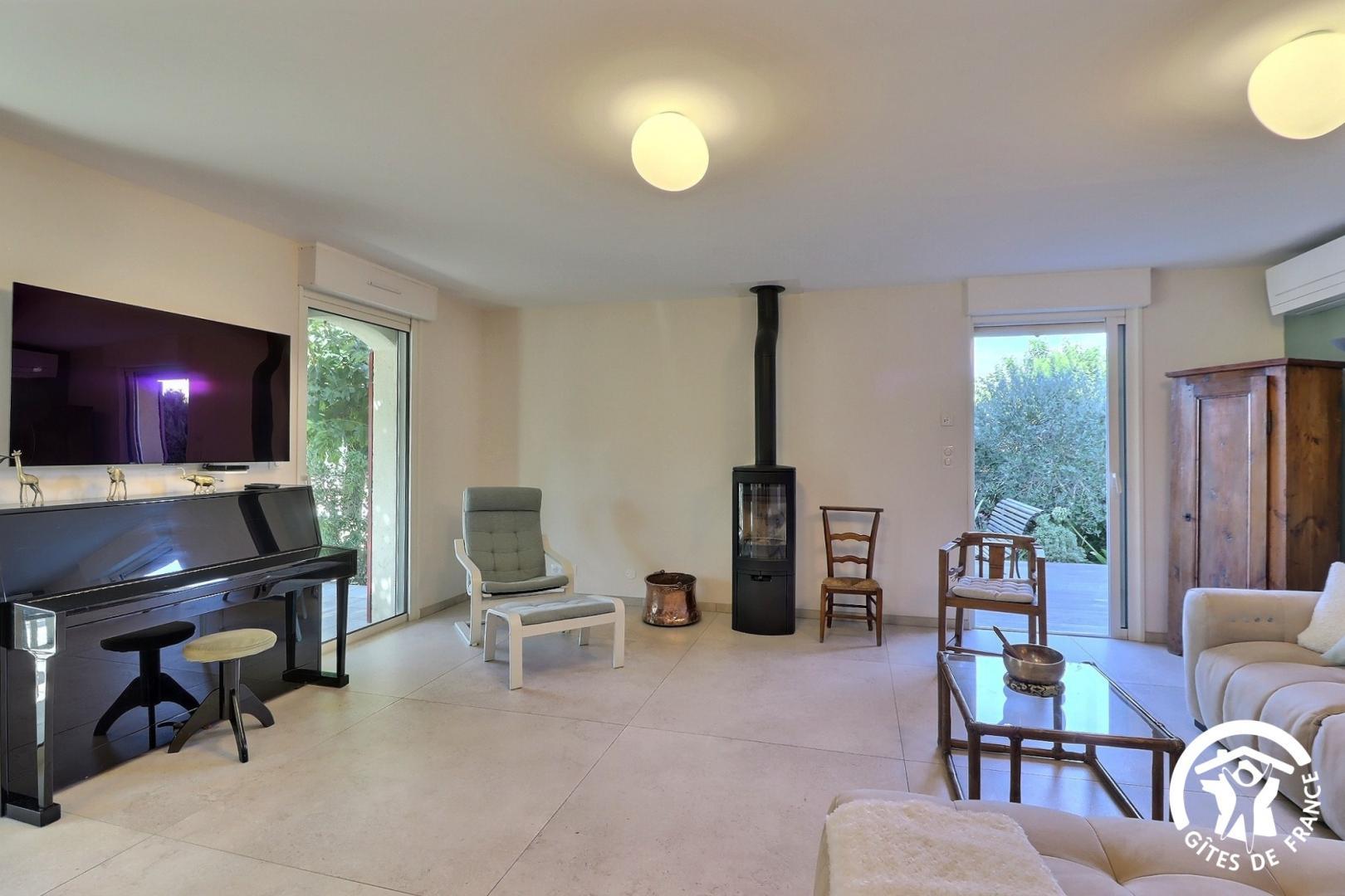 Ô Cairn, Eyragues - photo 47