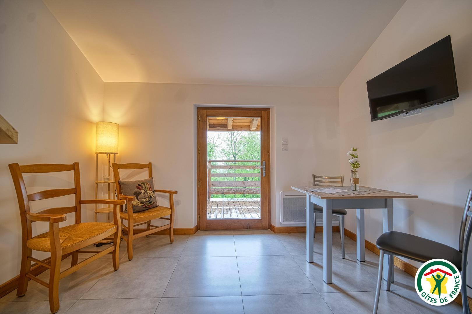 L'entrée du gîte et la pièce de vie