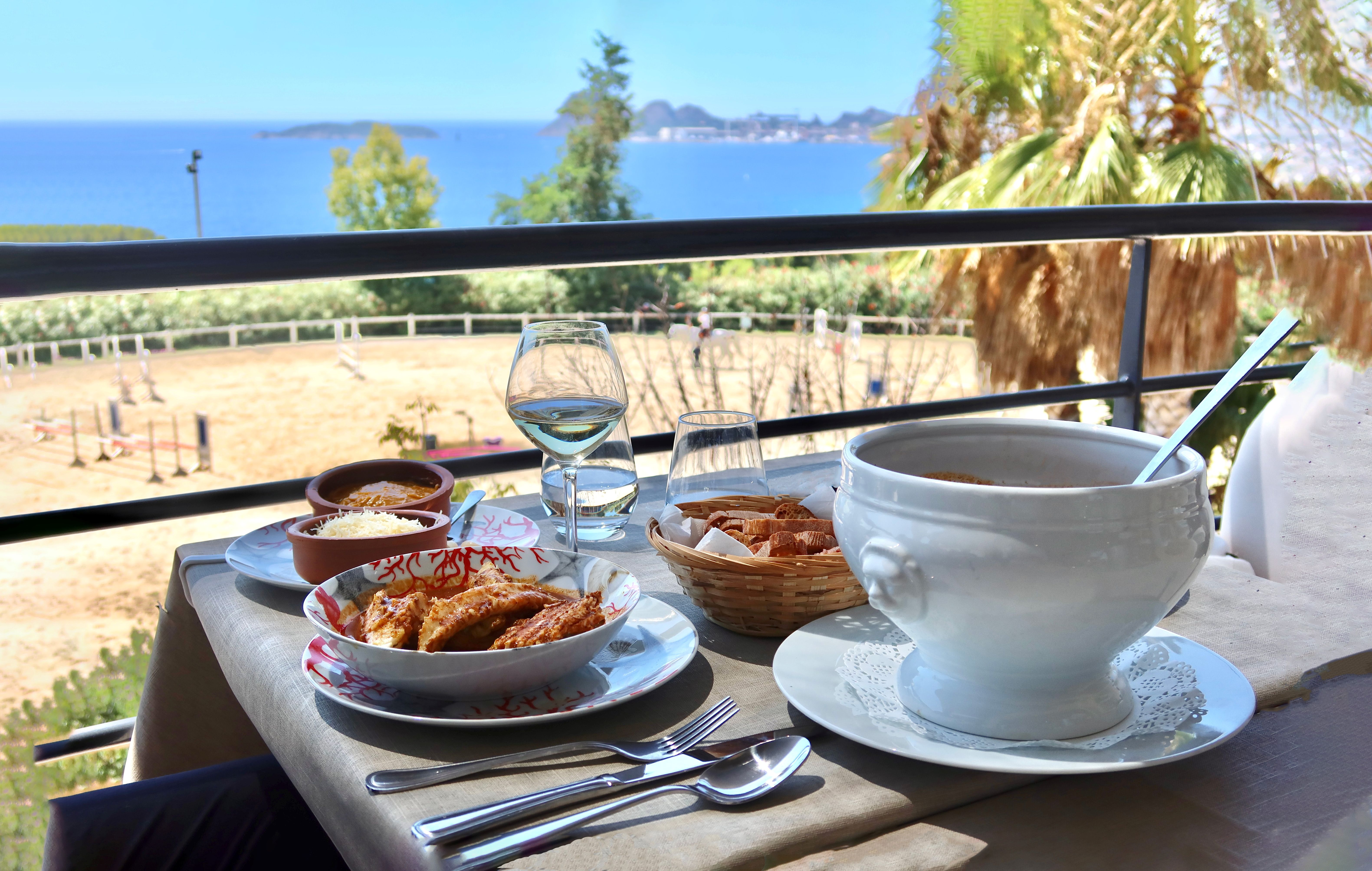 La Ferme Auberge La Baie des Anges