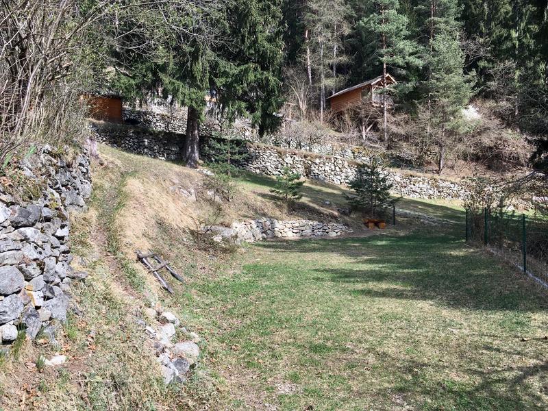 jardin avec transats