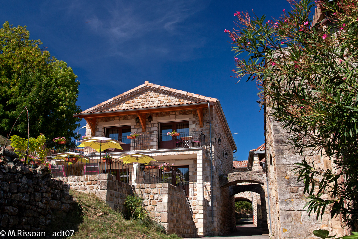 Hôtel Aux Vieux Arceaux