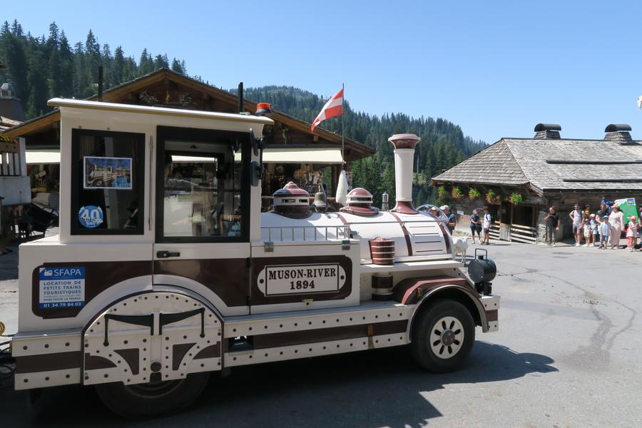 Sentier pédestre : Ardent aux Lindarets_Montriond