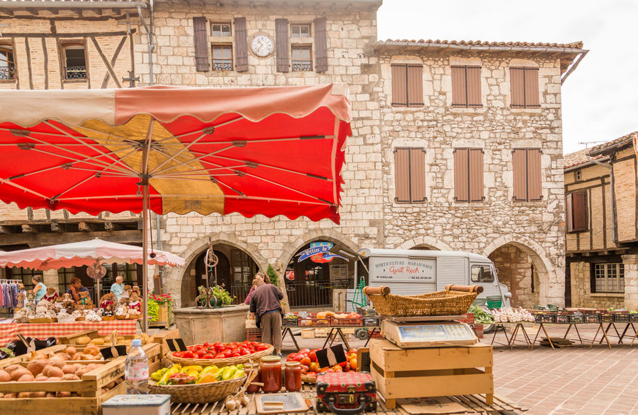 Castelnau de Montmiral Market