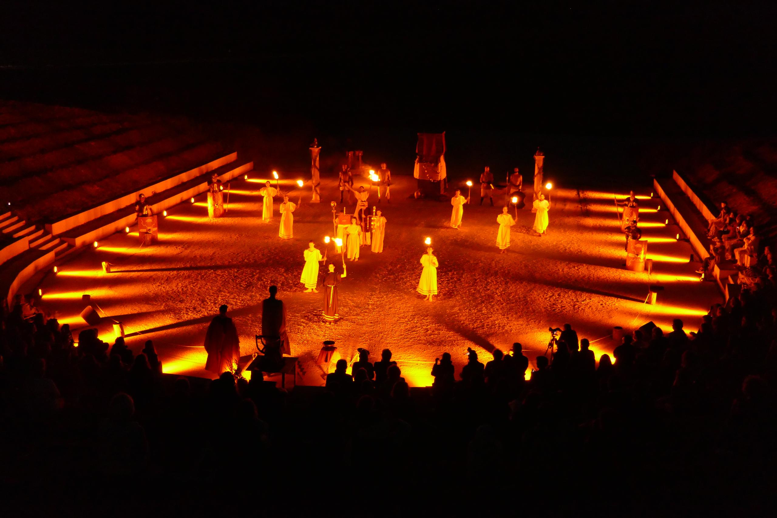 Spectacle historique "Le Nouveau Royaume" - Théâtre antique du Fâ
