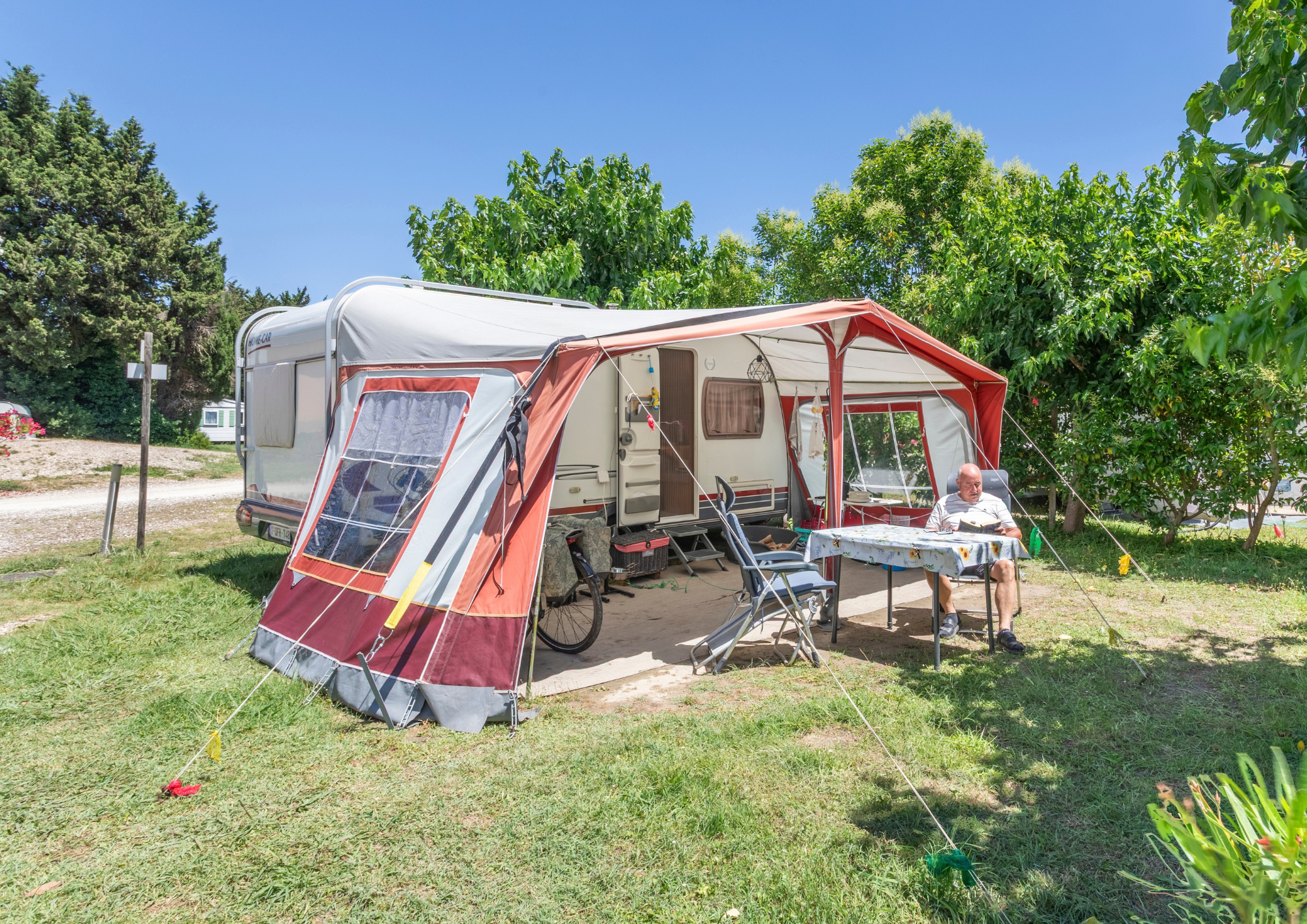 Camping les Micocouliers