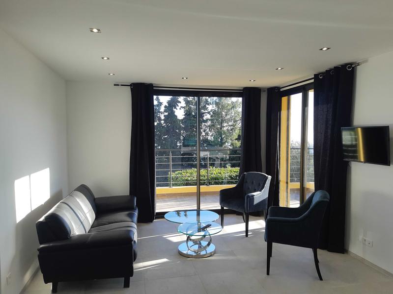 Horizon-Coin salon-Eze-Gîtes de France des Alpes-Maritimes