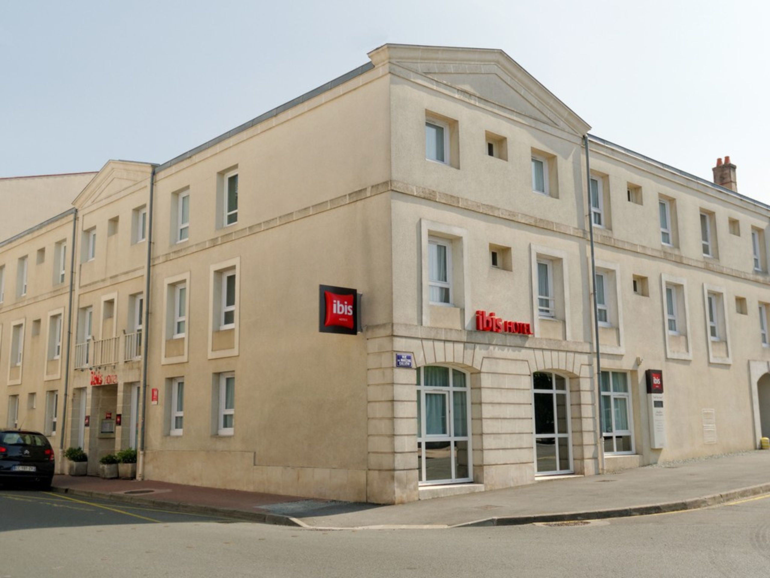ibis Rochefort