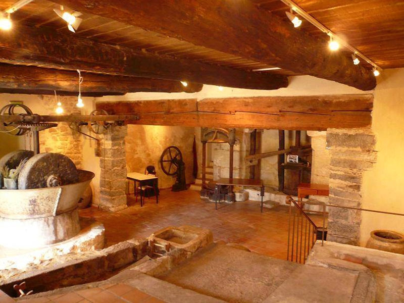 Moulin à huile de Puyloubier - photo 4