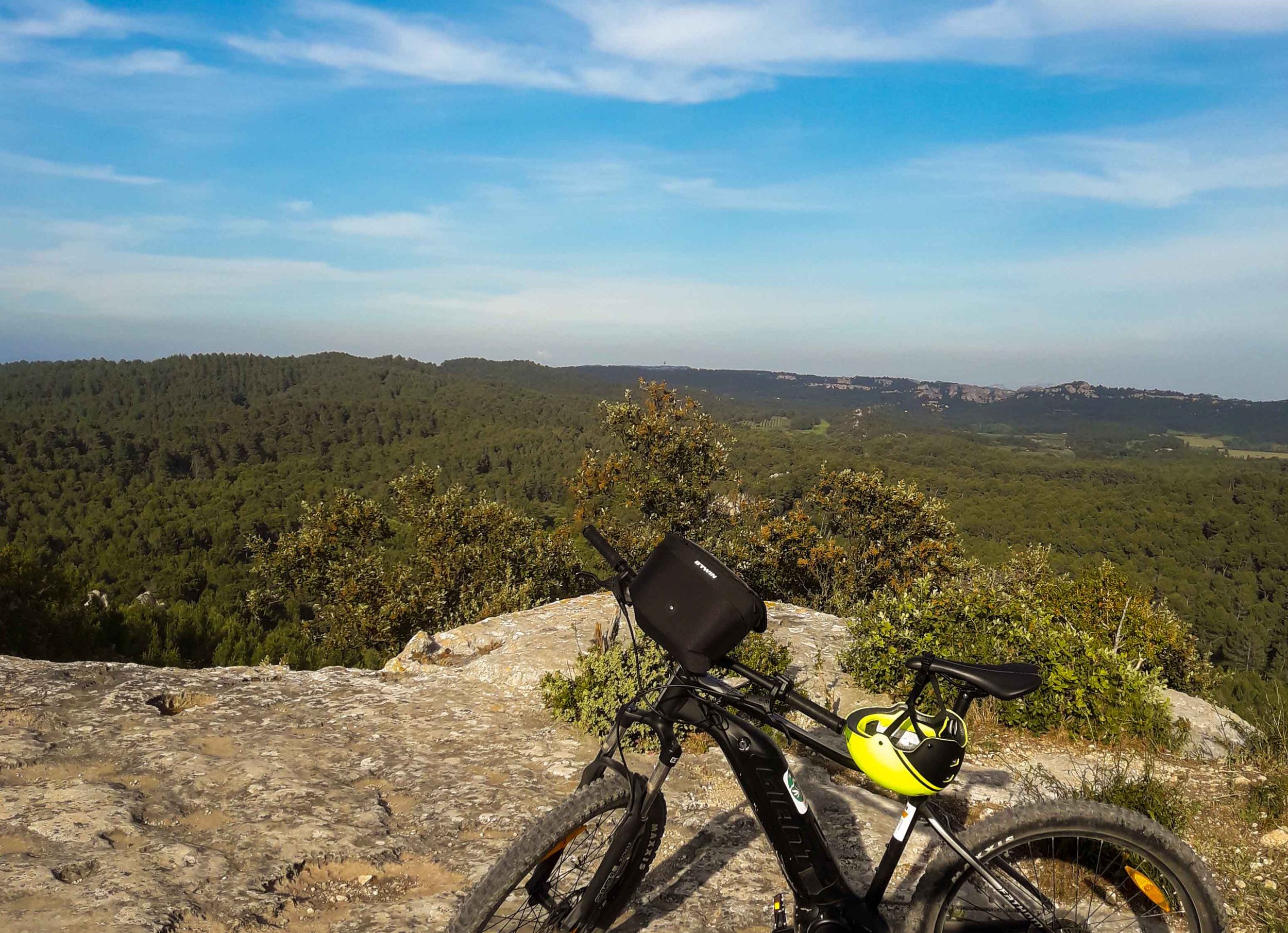 TARASCON – La forêt méditerranéenne à VTT