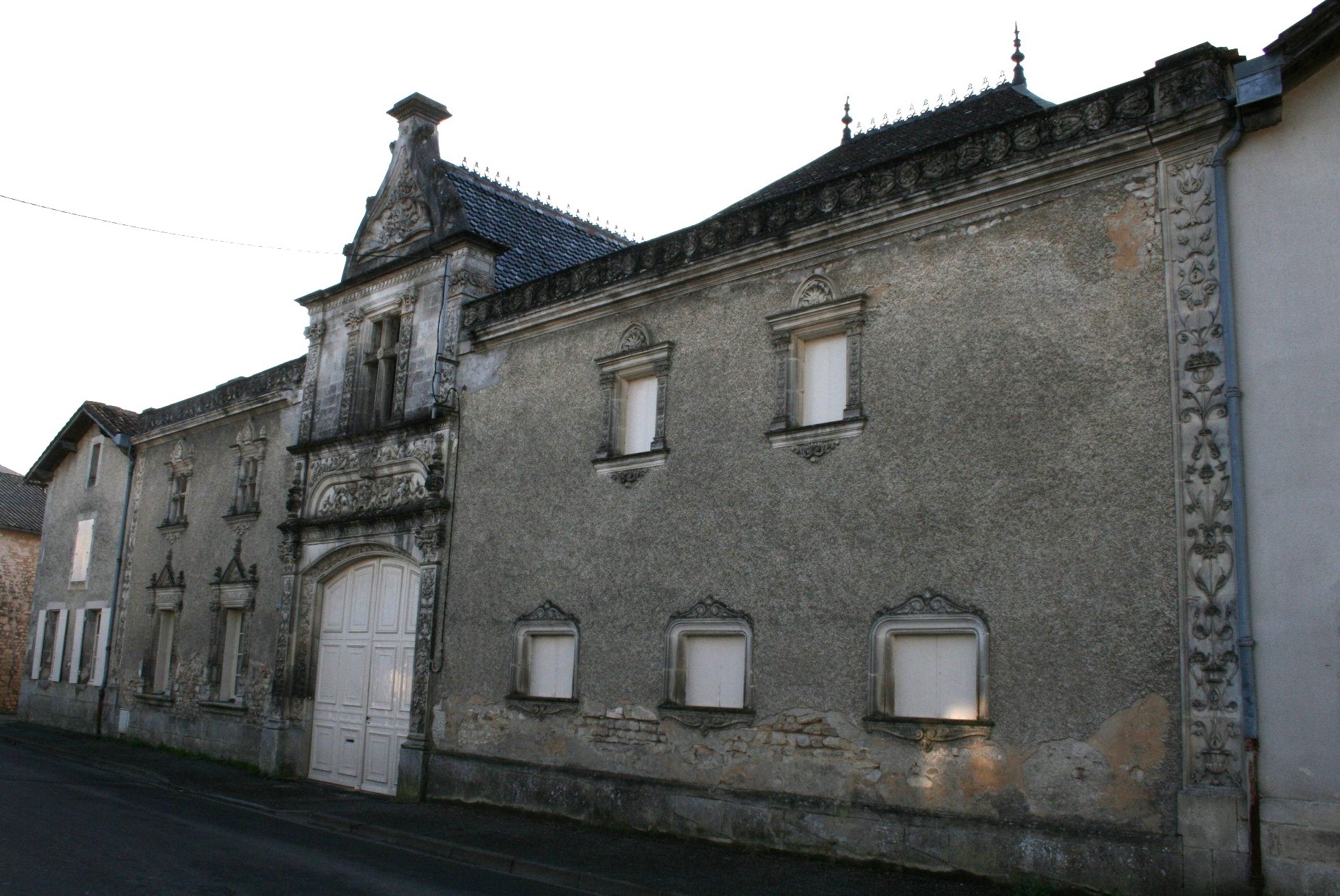 Ancienne Distillerie d’eaux-de-vie de cognac Robert