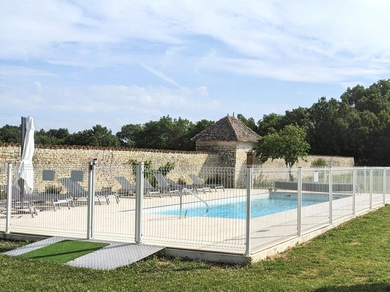 Piscine sécurisée chauffée