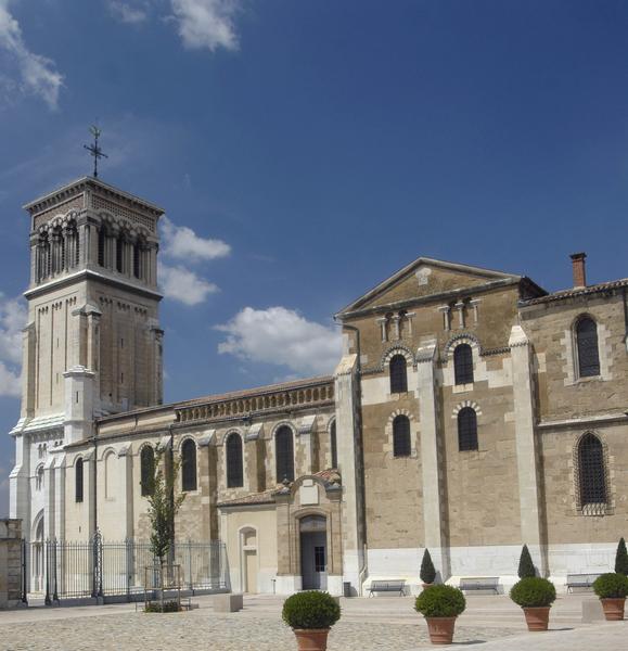 La Cathédrale Saint-Apollinaire_Valence
