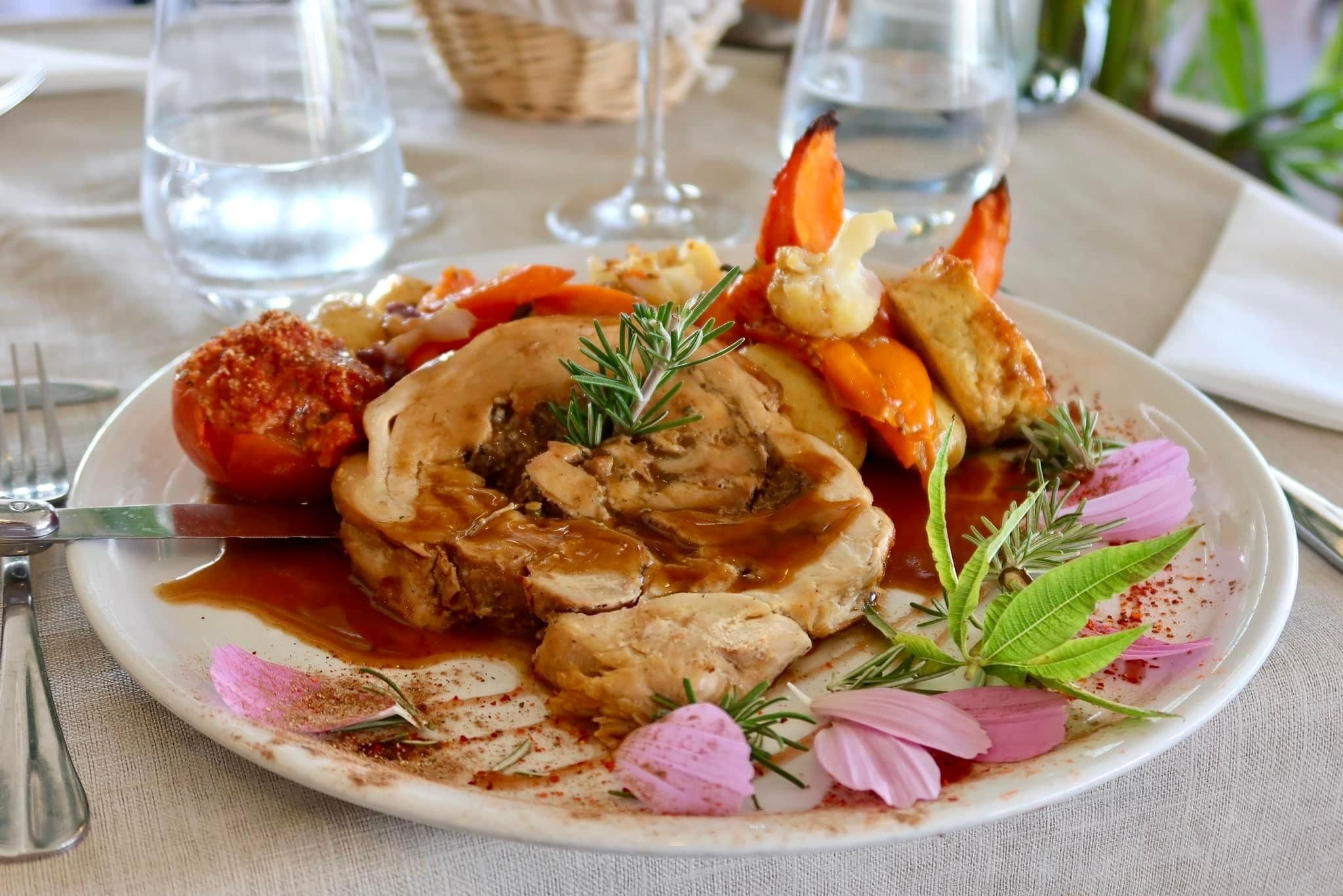 La Ferme Auberge La Baie des Anges - photo 2