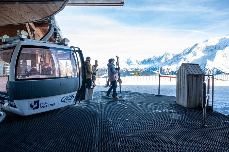 Gare Amont Télécabine Princesse_Demi-Quartier