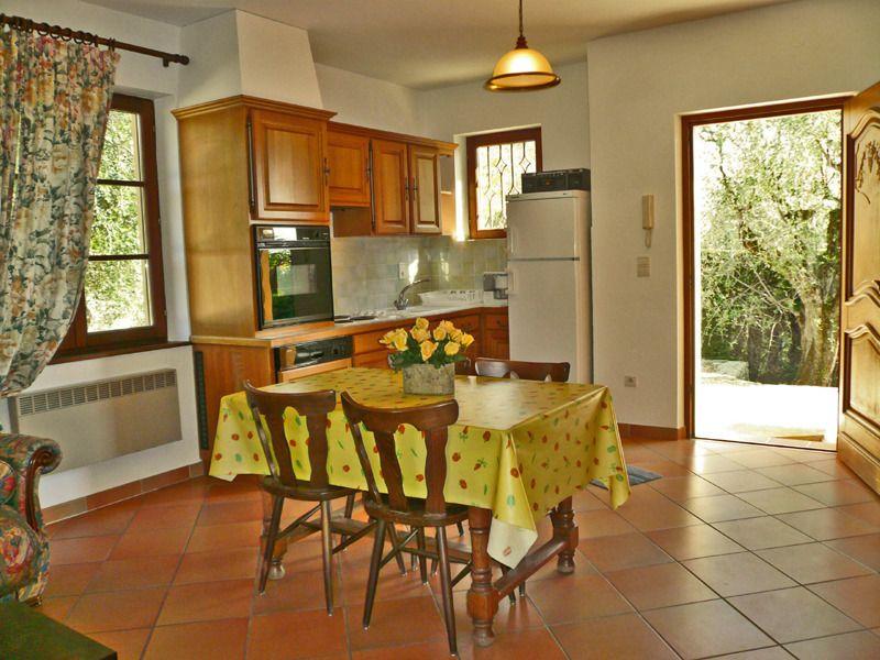 Gîte La Brissaouda-Cuisine ouverte-La Gaude-Gîtes de France Alpes-Maritimes