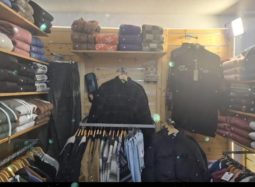 Image e5c59622-f5ca-4a84-ba86-a54168795ced