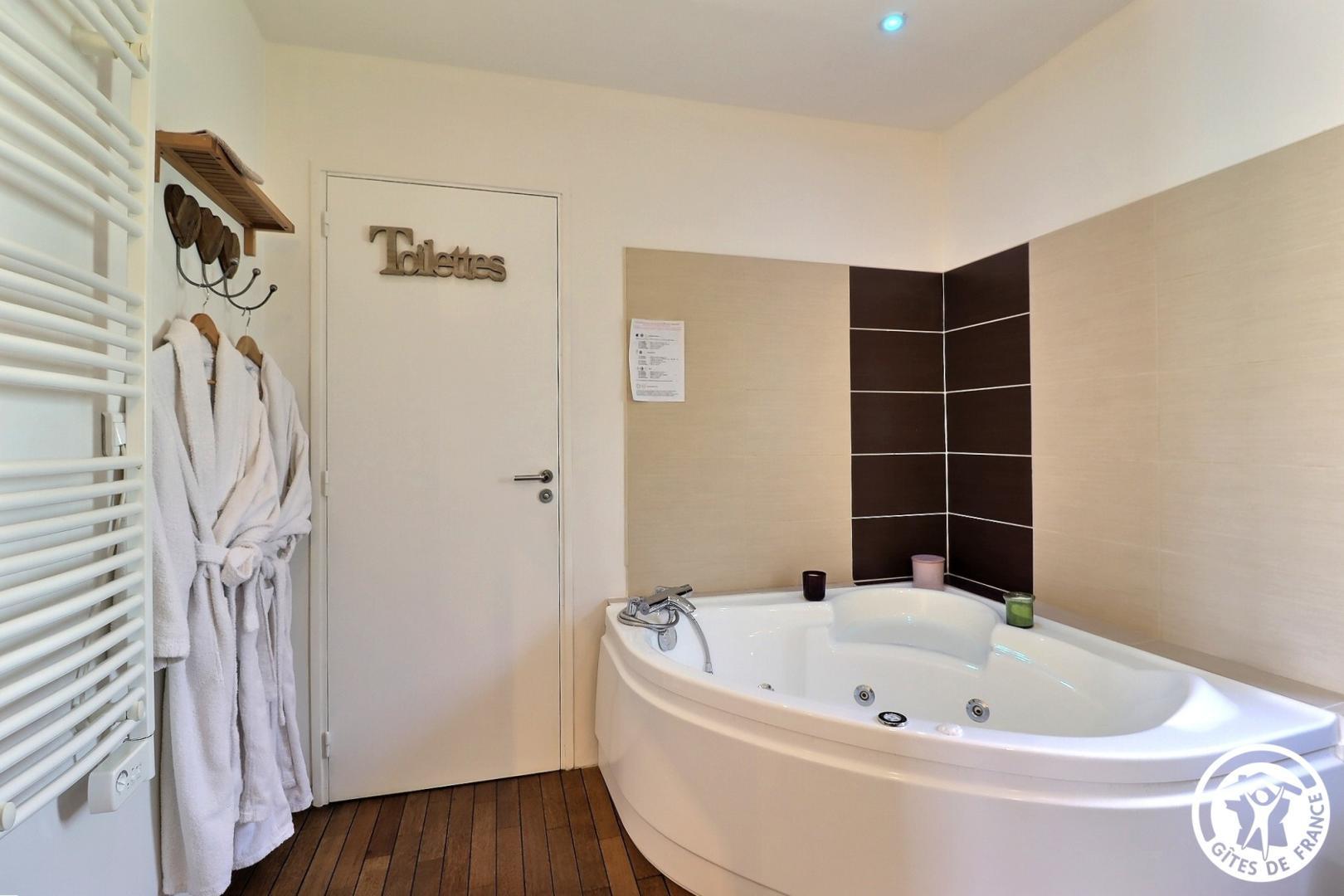 Lou Bastido, Marseille 13e Arrondissement - photo 10