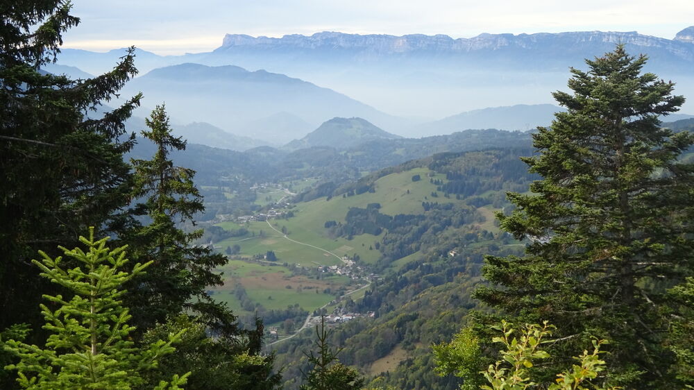 Image Vue vallée des Huiles 