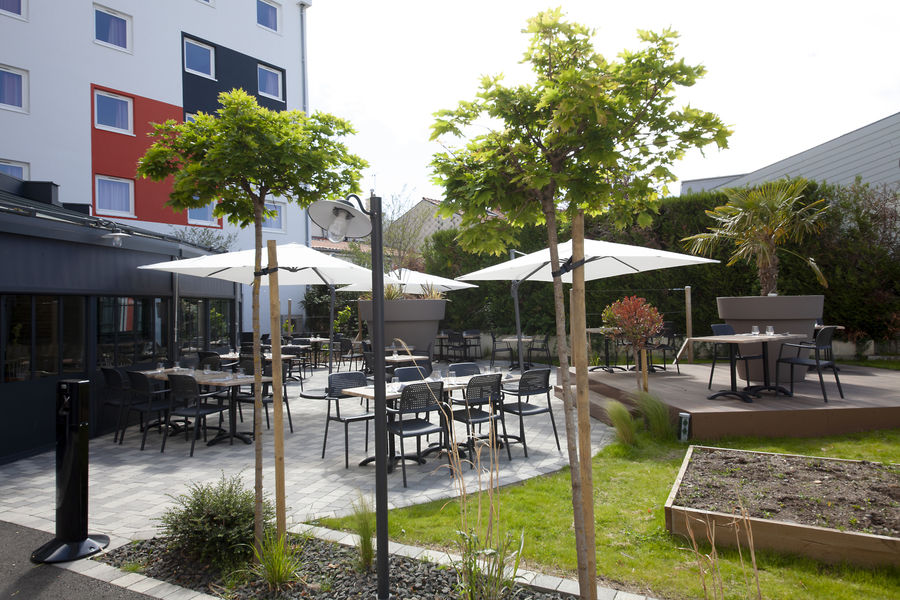 Le Petit Marché
