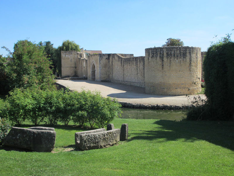 Château de Brie-Comte-Robert