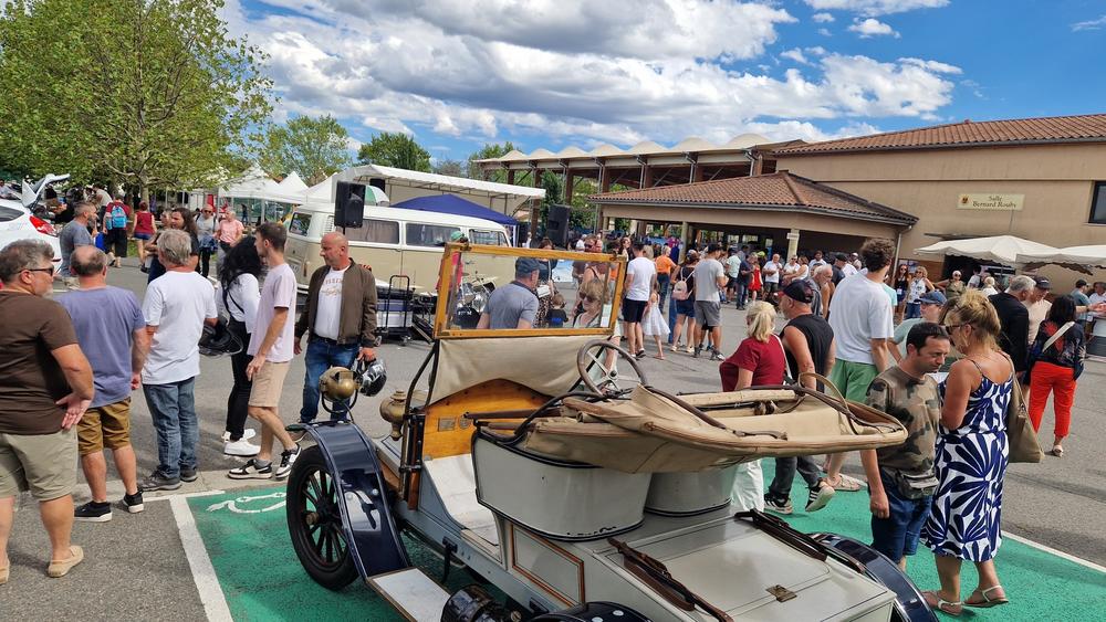 Exposition de véhicules et de motos anciennes, yougtimers et sport_Saint-Marcellin-en-Forez