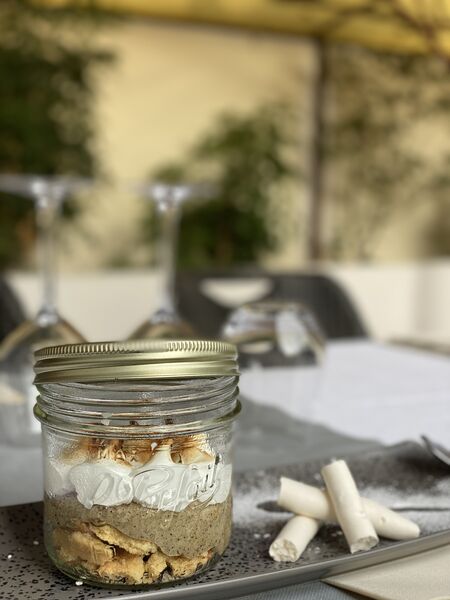 tarte citron noir meringuée revisitée