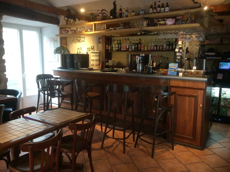 Auberge du Pont de Chambonas : Chez Jeanne et Raphaël