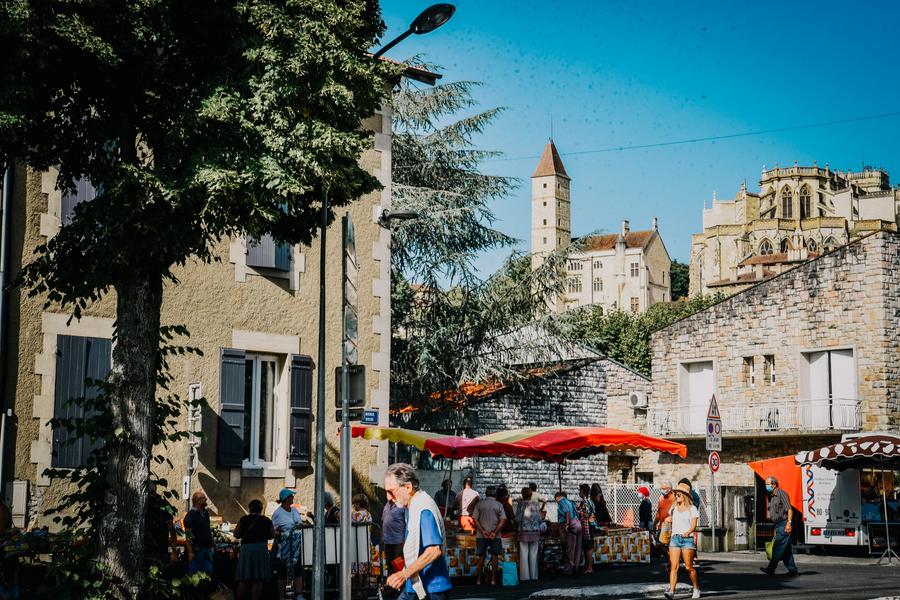 La déambulle au marché à Auch