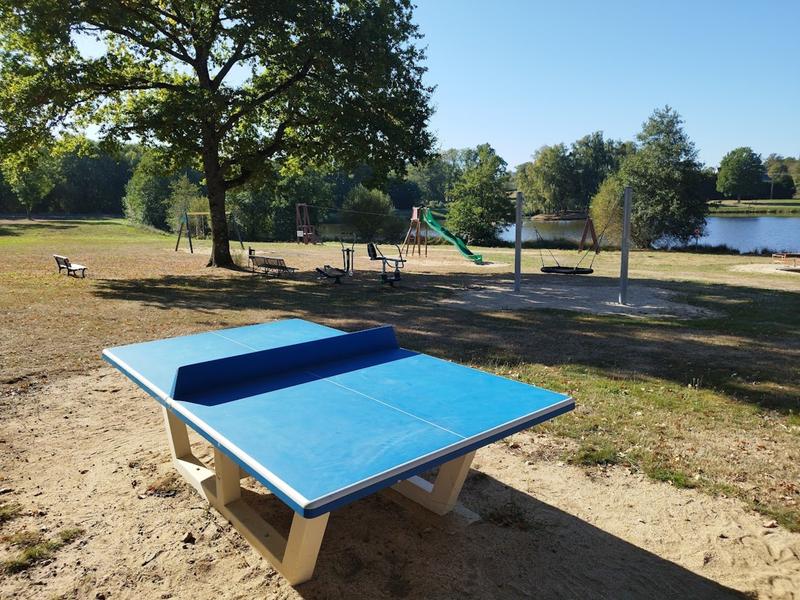 Aire de jeux - Plan d'eau de la Bregirolle