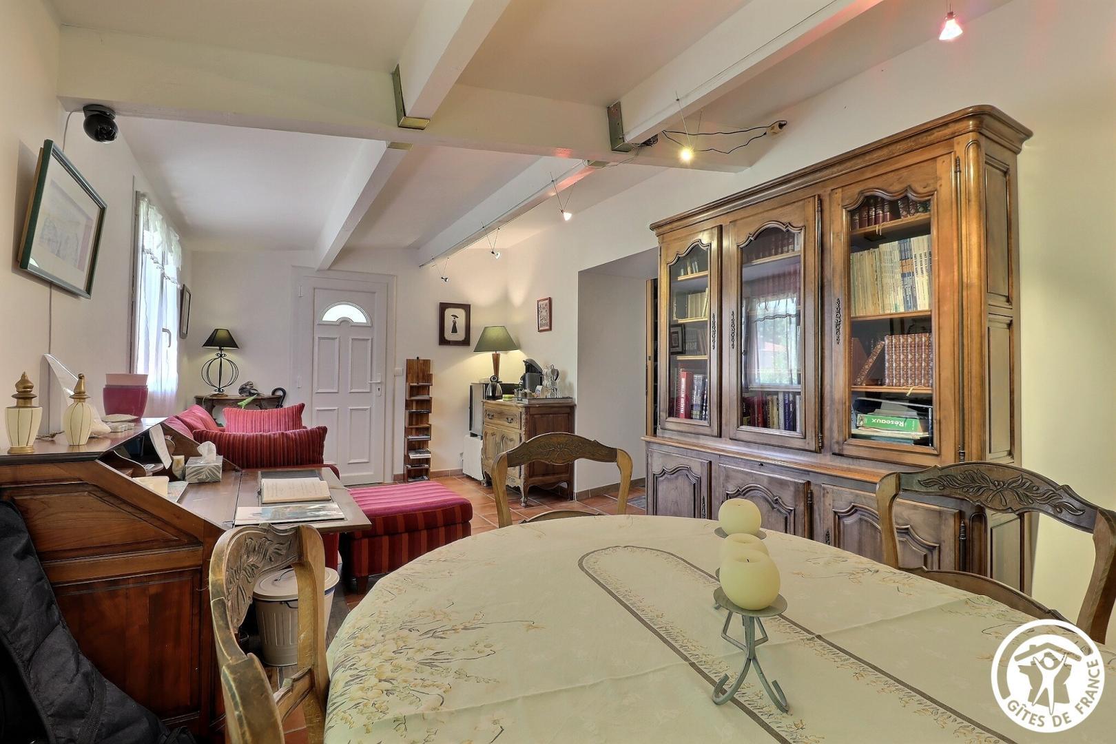 Lou Bastido, Marseille 13e Arrondissement - photo 12